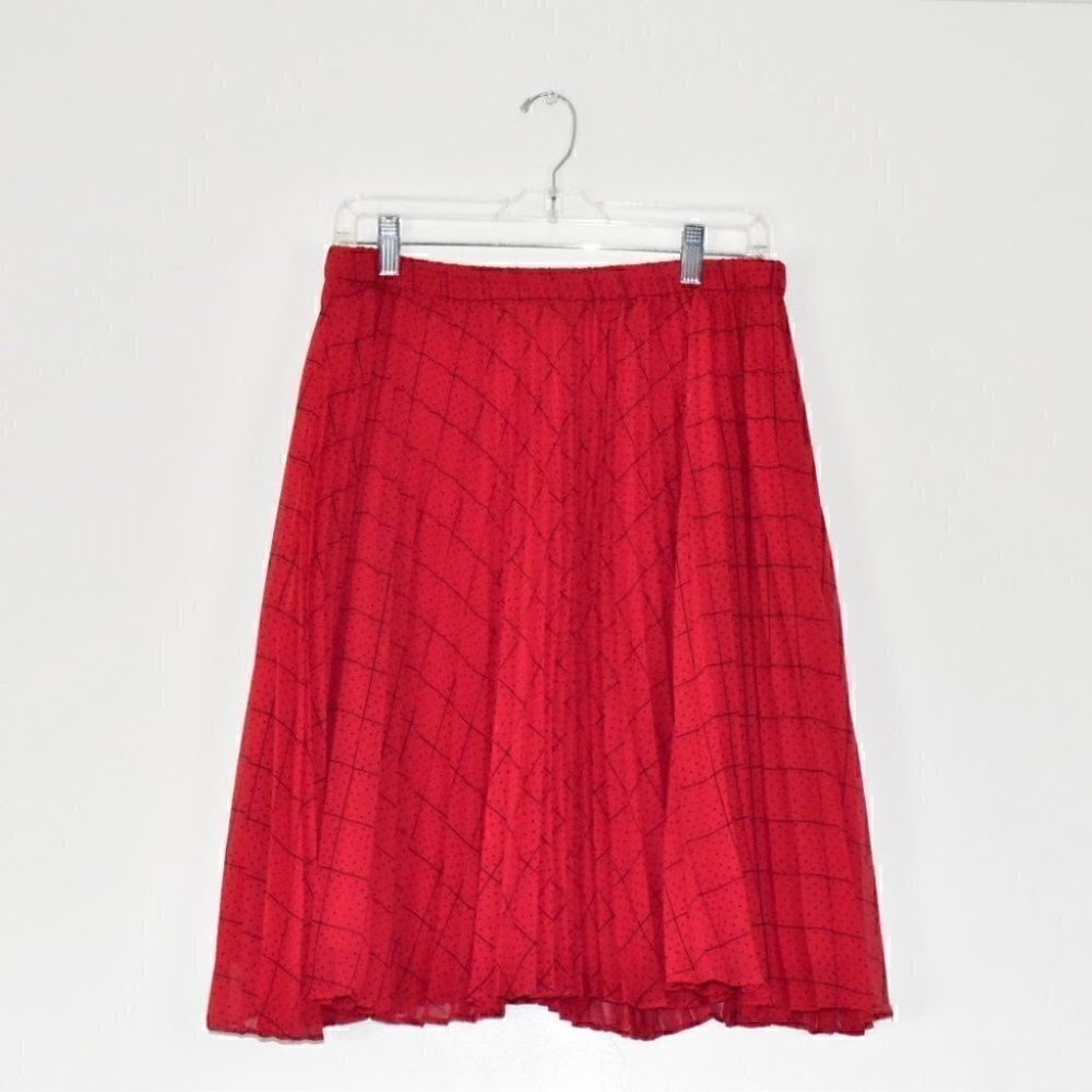 ELLE Pleated Swingy Skirt Red Black Dots Size L
